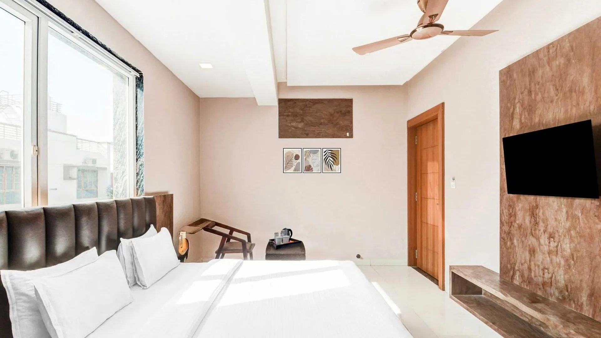 Collection O Goverdhan Villas 우다이푸르 3*,  인도